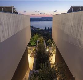 Luxury 5-Bedroom Sea-View Villa with Heated Infinity Pool in Orasac near Dubrovnik – Sleeps 10